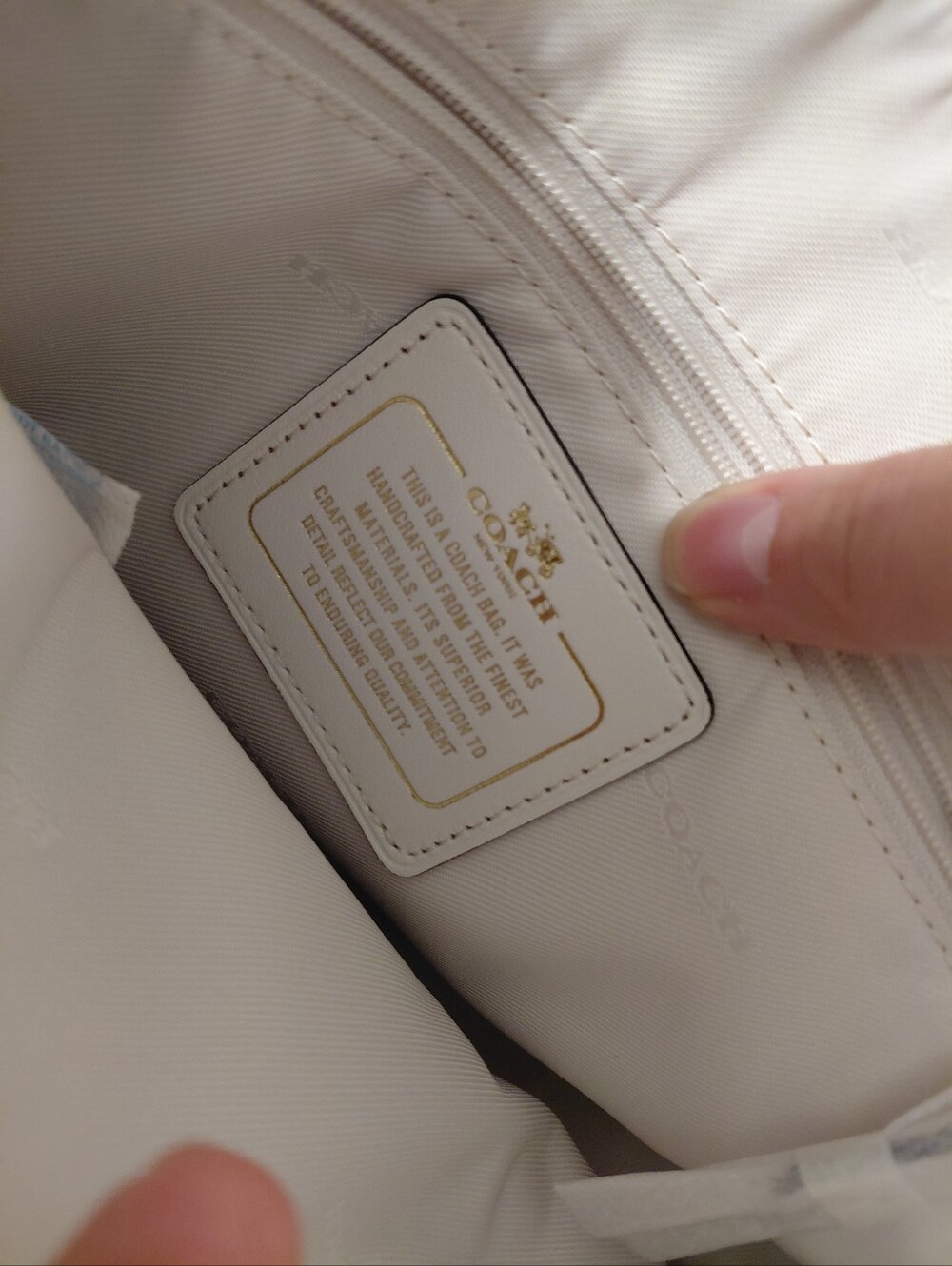 NWOT Coach Chelsea Jacquard Tan And Cream C Pattern Shoulder Bag - Picture 6 of 8